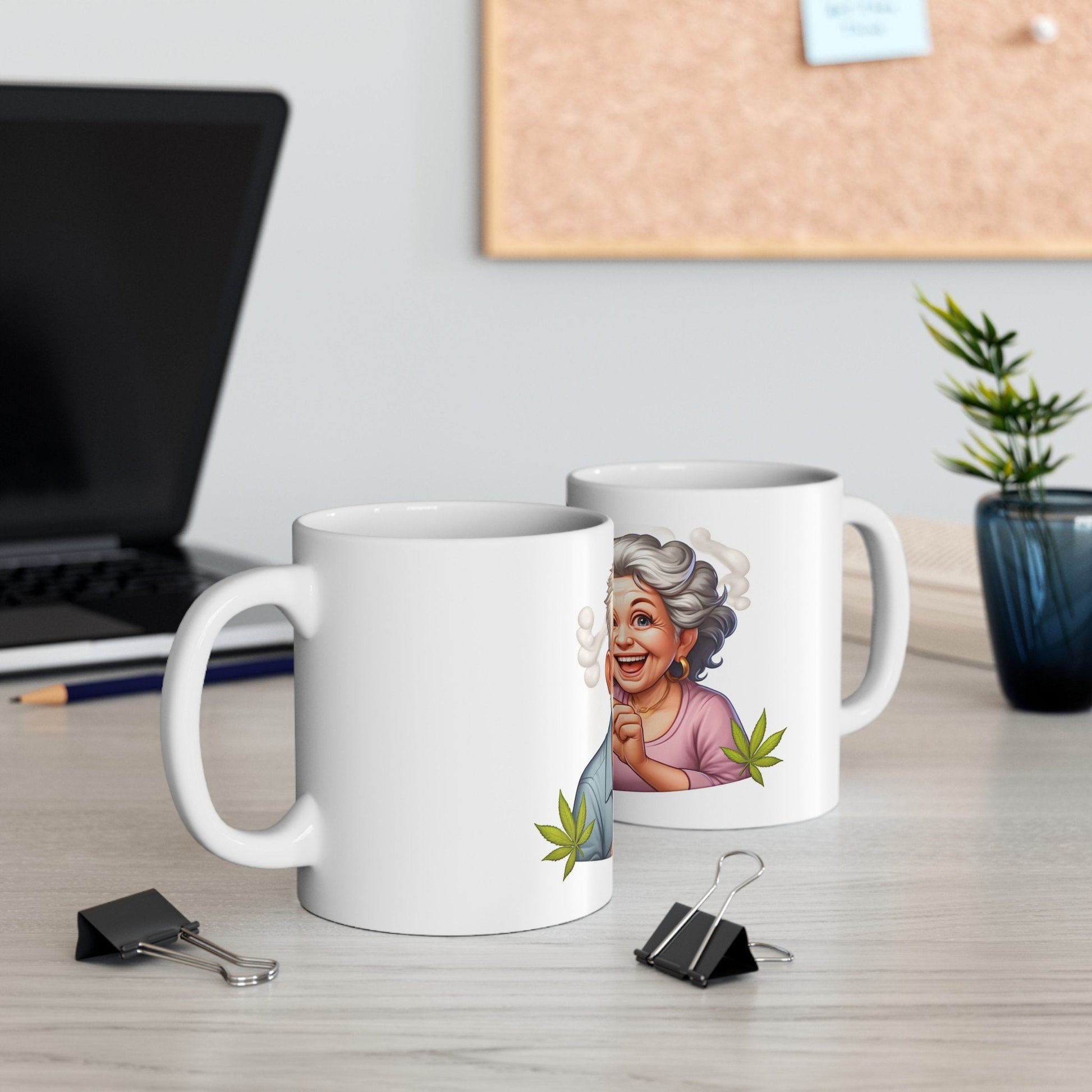 OLD STONER COUPLE - Weed Coffee Mug (11oz)