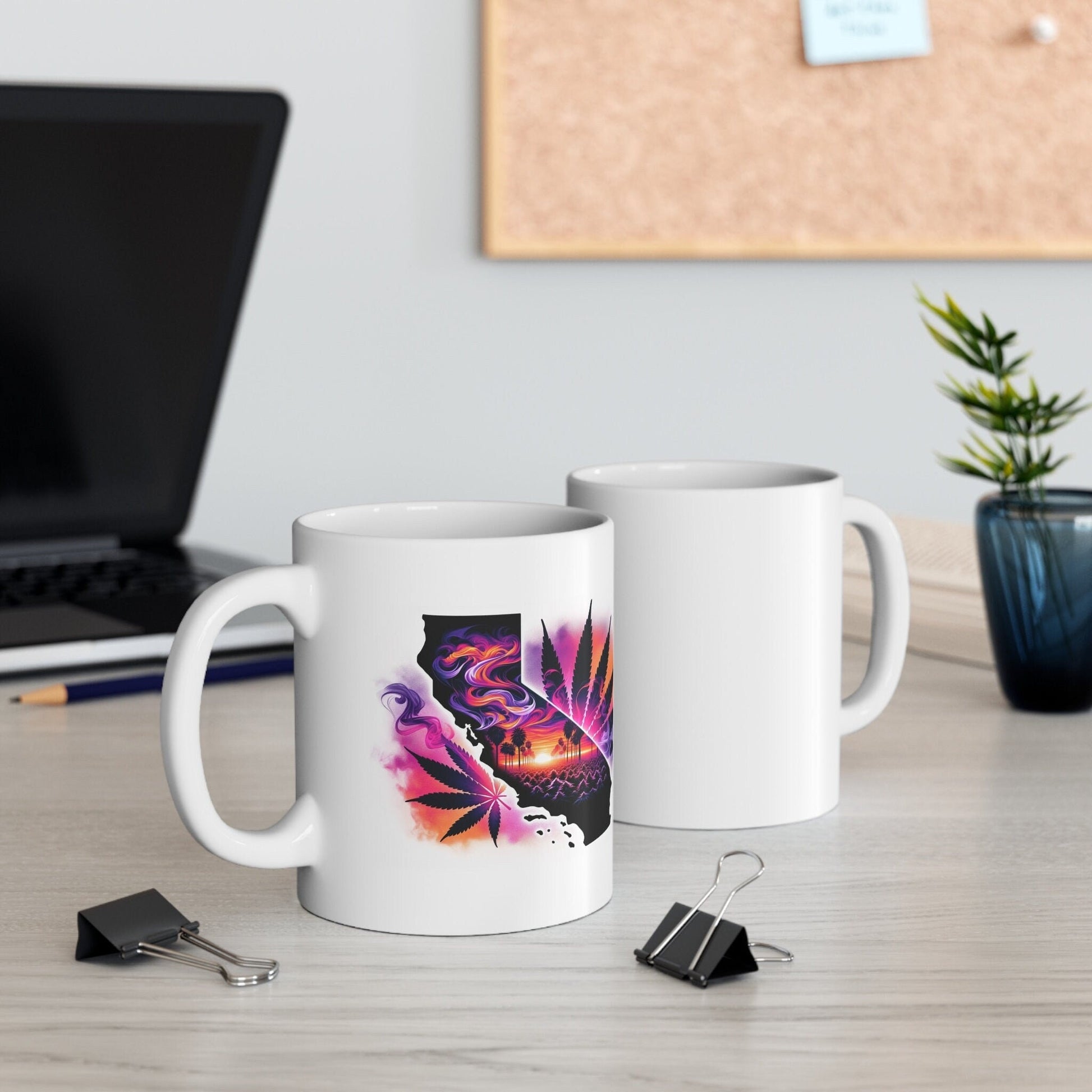 CALIFORNIA Weed Mug - State Themed Coffee Mugs, Marijuana Graphic - Perfect Gift for Smokers, Weed Lovers, Stoners - Cannabis Decor